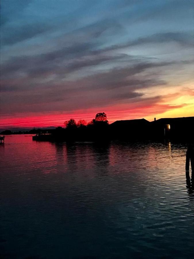 Lagoon View *
